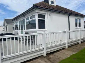 SeasideEscape-2Br-Sleeps4-Parking-PetsOK-Fireplace - Image 2