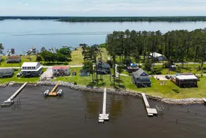 Riverfront Aurora Home w/ Deck & Private Pier! - Image 2