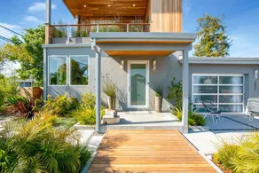 Surf Loft just blocks from Pleasure Point! - Image 2