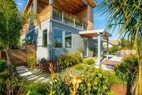 Surf Loft just blocks from Pleasure Point! - Image 3