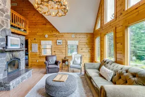 Spacious Wilmington Cabin: Walk to Lake - Image 5