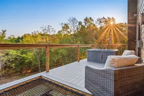 Adults-Only Luxury Cabin w/ Steam Shower + HotTub - Image 4