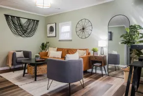 Tiny Home fit for a King: Near Belmont Park! - Image 2