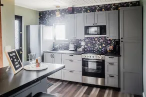 Tiny Home fit for a King: Near Belmont Park! - Image 4