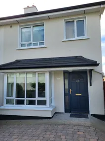 Hawthorns Holiday Home - Modern + Family Friendly - Image 3