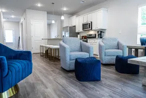 Crane Lane Luxe Retreat • Modern 3BR Townhome - Image 2