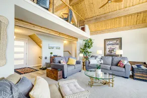 Bayfront Home w/ Private Beach in Poulsbo! - Image 4