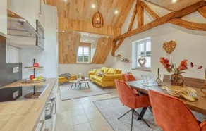 Cozy home in Irrhausen with sauna - Image 4