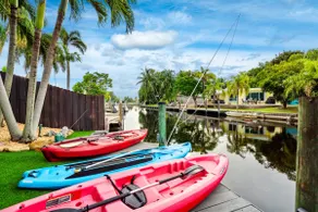 Waterfront Near Beach & Airport, HeatedPool&Kayaks - Image 3
