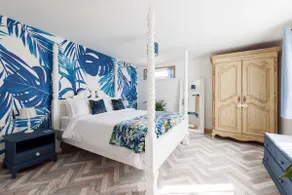 Cosy Cabin Retreat Close to Beaches - Image 2