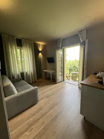 Premium Apartment-Private Bathroom-Balcony - Image 4