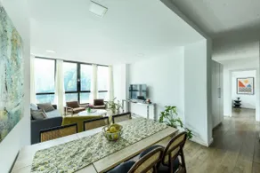 Spacious 3BR near Hilton Beach by SeaNRent - Image 3
