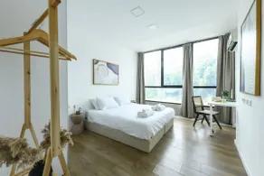 Spacious 3BR near Hilton Beach by SeaNRent - Image 4