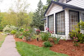 Charming Serenity Cottage, Heirloom Vacations - Image 5