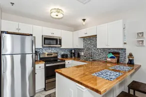 Completely Renovated 1BR Condo |Grand Caribbean W - Image 4