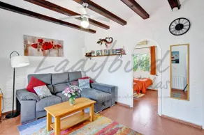 2 bedroom apartment in Las Marinas - Image 5