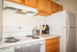 1 Bedroom - 1218 Canterbury Ct - Image 5