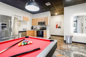 *New* *Unique* 2b/2b sleeps 8 in North Oakland! - Image 3