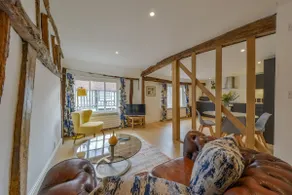 Last Minute Booking! 10% OFF! Character 1 Bed - Image 3