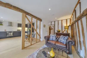 Last Minute Booking! 10% OFF! Character 1 Bed - Image 5