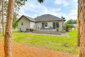 Beloit Home w/ Deck: 3 Mi to Health System Campus - Image 3
