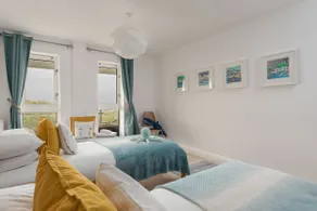 Host & Stay - Sunset - Image 4