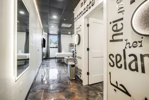 *New* Loft 5 min to PPG/Convention center Sleeps 4 - Image 5