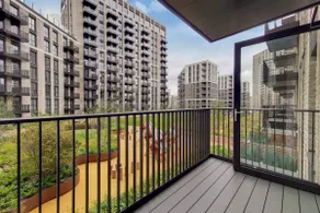 Stylish Eclectic 3BR at The Robinson Wembley - Image 5