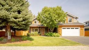 Cranbrook Cottage - Family Home + Hot Tub + Pool Table - Image 2