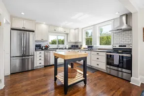 Newly Renovated 5-BR Home 10-min to Okemo - Image 2