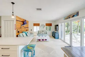 Walk to Beach: Waterfront Home in Marathon! - Image 5