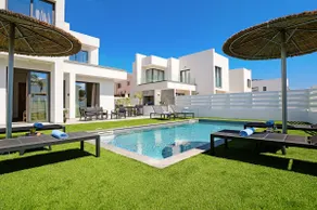 Villa Flora's 3-BR Retreat & Private Pool in Protaras - Image 4