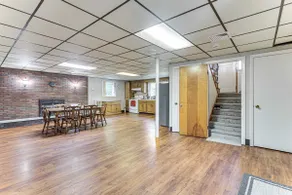 Watertown Home w/ Yard: 1 Mi to Echo Lake Park! - Image 2