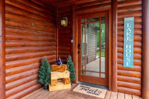 Monkey Island Lodge - 4B/2BA Log Cabin - Lake View - Image 5