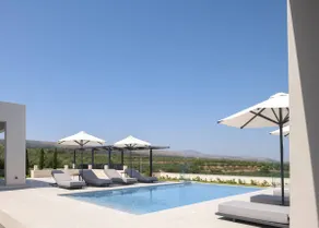 Caelum Villa with Heated Pool, By Hellocrete - Image 3