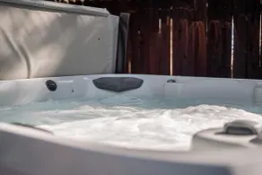 Truckee Wellness Retreat Hot Tub Sauna - Image 5