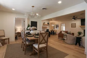 The Luxe Raider 6 Bedroom - Image 2