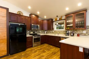 Hillcrest Hideaway-Tucked Away Cozy Home - Image 2