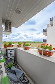 Feel Right at Home - Bright and Modern Apartment by Flat Mаnager - Image 5