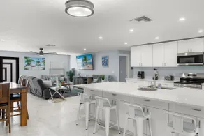6 Bed 4 Bath Family Fun Pool Home Near Beach! - Image 5