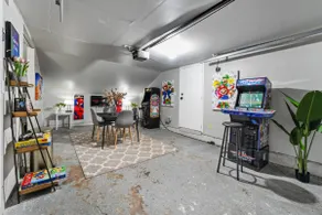 Game Room - Arcade & King Bed | LCP Collection - Image 5
