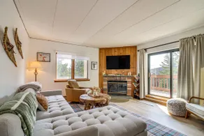 'bearfoot Apres' Mtn-view Condo < 1 Mi to Mt Snow! - Image 5