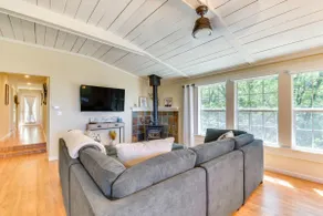 Sonora Hilltop Home: Scenic Views, Pet Friendly! - Image 4