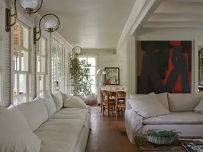 A home by designers for design lovers. - Image 2