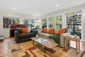 2100 Sq Ft Tahoe Chalet- Lake, Hiking, BBQ, Beach - Image 2