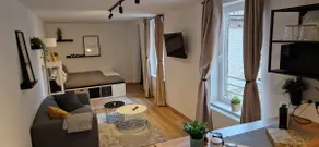 Studio 10 - Image 4