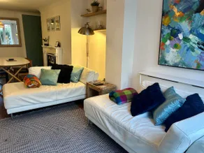 Garden Apartment by the Pier - Image 3