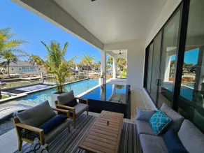 Waterfront Mansion - Gym - Sauna - Boat Dock - Image 3