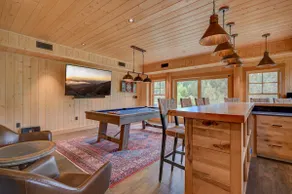 LUX Home with Breathtaking Views - Image 3