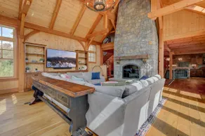 LUX Home with Breathtaking Views - Image 4